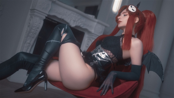 俄羅斯美女COS《巫師3》希里圖賞：熱辣非凡