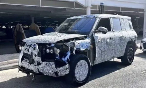 超5.3米車身 專為城市駕駛打造！比亞迪仰望U8長軸版諜照曝光