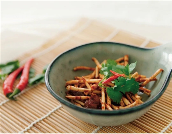 荸薺、蕺菜、藠頭：見(jiàn)過(guò)吃過(guò)聽(tīng)過(guò) 但就是不會(huì)讀