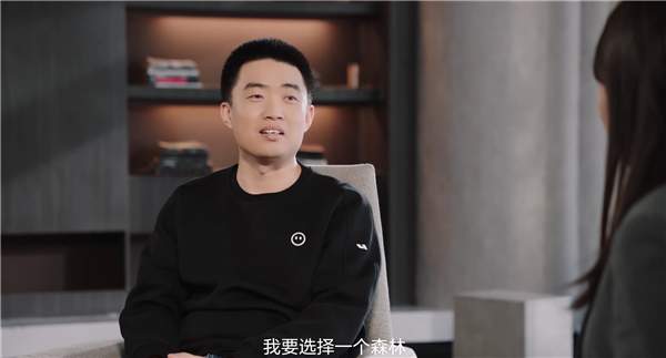 李想回應(yīng)不想造汽車了：無論多難我絕對(duì)不只做一棵樹
