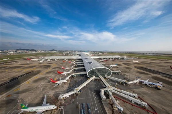 內(nèi)地第4個(gè)：深圳寶安機(jī)場(chǎng)年旅客吞吐量破6000萬(wàn)人次