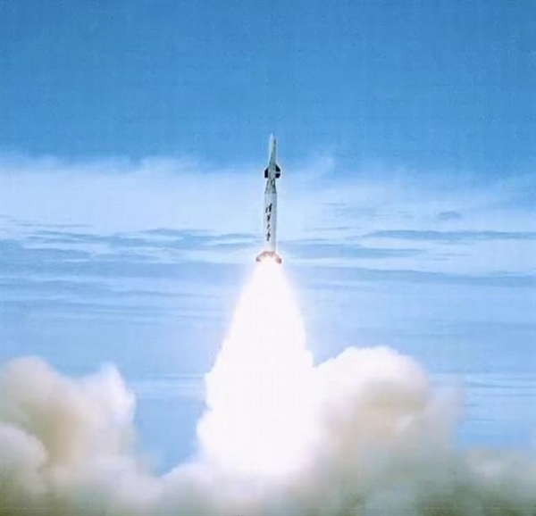 自主研制！“清航叁號(hào)”新型發(fā)動(dòng)機(jī)成功測(cè)試飛行