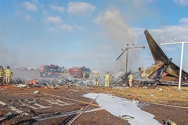 全球航空一天連發(fā)3次事故！韓國客機(jī)爆炸預(yù)計(jì)179人遇難