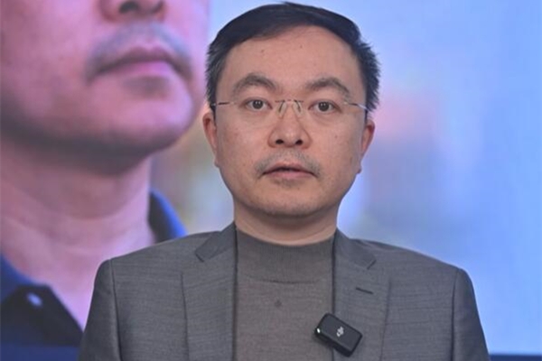 蔡磊感謝劉強(qiáng)東千萬(wàn)資助：為所有意外員工孩子托底
