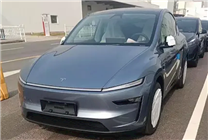 選裝8000元！特斯拉Model Y煥新版冰河藍(lán)實(shí)車曝光
