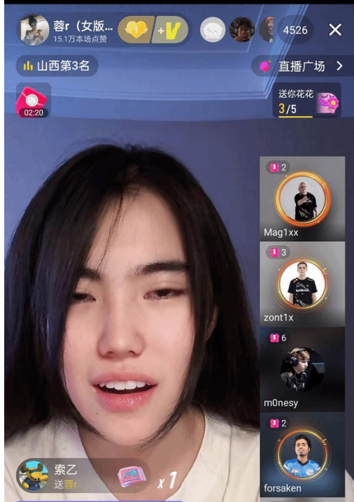 這也太像了！女主播長(zhǎng)相酷似donk收獲巨大流量