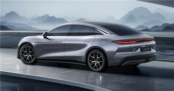 家用車(chē)動(dòng)力天花板！比亞迪唐L、漢L官圖發(fā)布：雙旗艦蓄勢(shì)待發(fā)