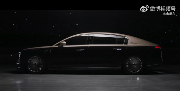 華為百萬級旗艦轎車！尊界S800黑金雙拼色登場：又尊又壕