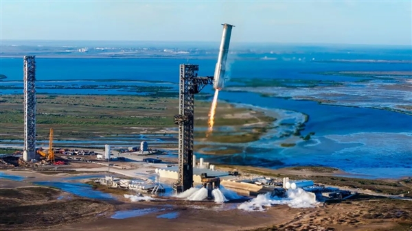 SpaceX星艦第七飛官方美圖：真暴力美學
