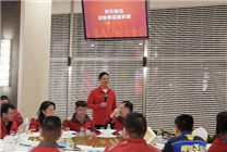劉強(qiáng)東突然現(xiàn)身京東總部：超1200名員工在京東退休 老有所養(yǎng)、病有所醫(yī)