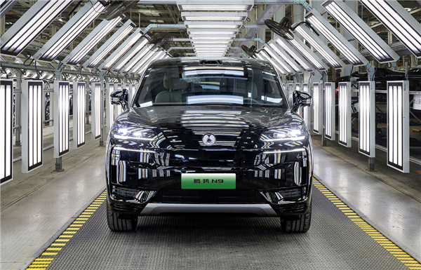 比亞迪刺向理想、華為強(qiáng)的劍：騰勢(shì)旗艦SUV N9正式下線