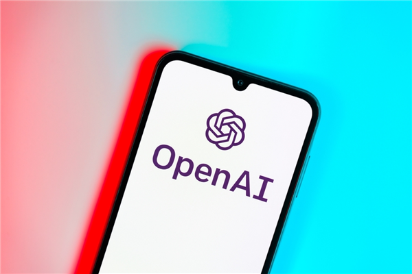 OpenAI首款自研AI芯片據(jù)悉即將完成：明年將量產(chǎn)