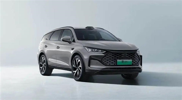 比亞迪智駕下餃子 7萬(wàn)的車也有NOA 王傳福：要像安全帶一樣標(biāo)配
