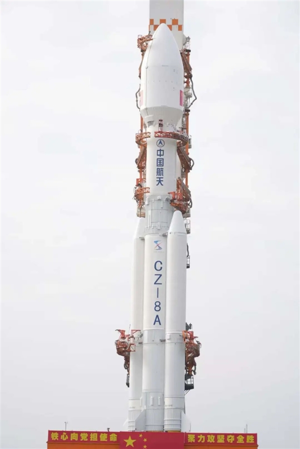 長(zhǎng)征八號(hào)甲火箭首飛成功 全新發(fā)動(dòng)機(jī)揭秘：推力+10％