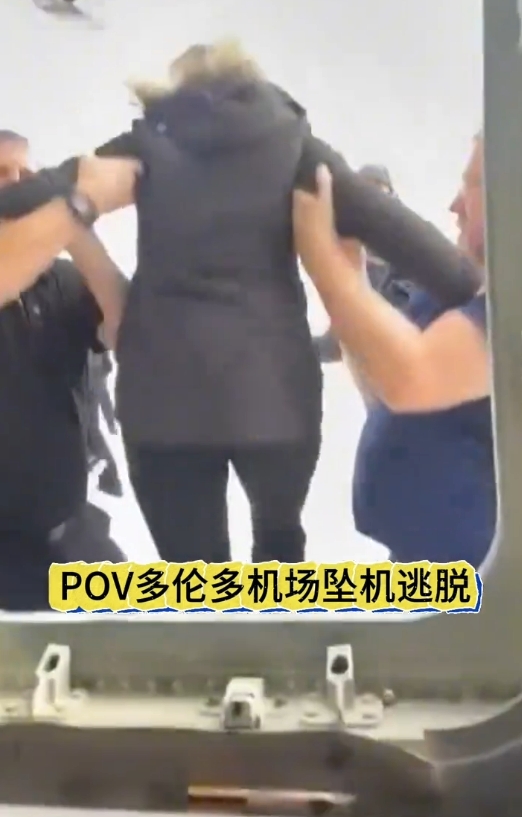 多倫多墜機(jī)第一視角：多名乘客從機(jī)腹鉆出逃生 所有人全部生還！