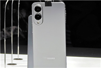 三星Galaxy S25 edge手機(jī)殼亮相：6.4mm超薄機(jī)身 對標(biāo)iPhone 17 Air！