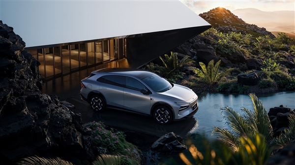 問界M8領(lǐng)銜！盤點(diǎn)2025值得關(guān)注的10款新車：SUV車型成為主流